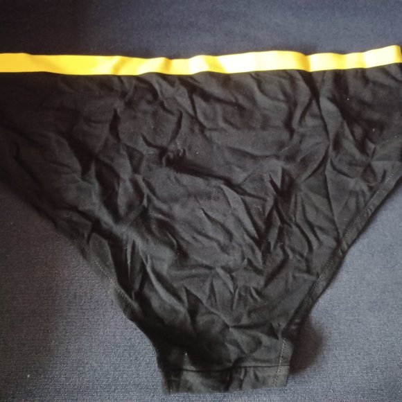 NEW Minions panty - Torrid size 2 - Picture 3 of 4